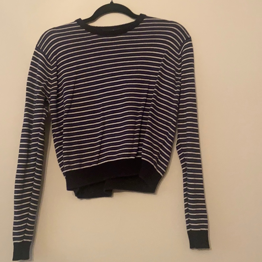 Brandy Melville sweater